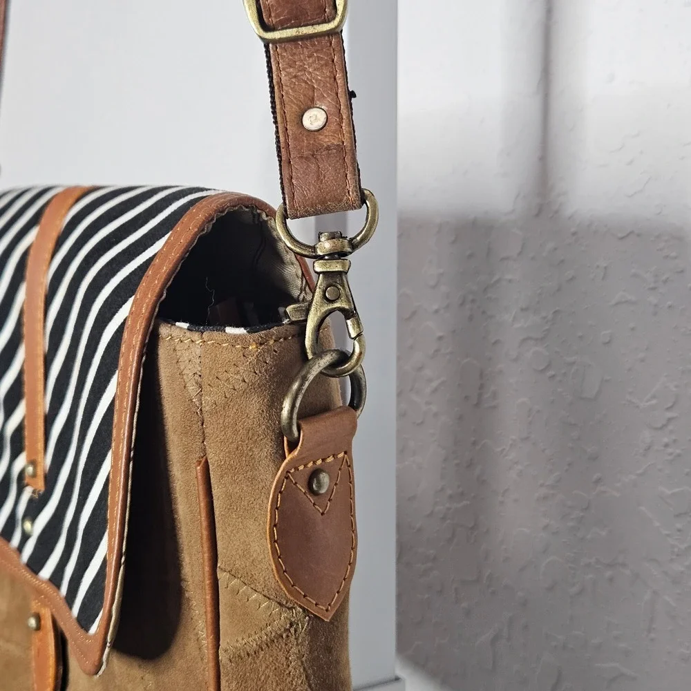 Vaan & Co Suede Leather Crossbody Bag Brown Patchwork Striped Flap‎ Adjustable